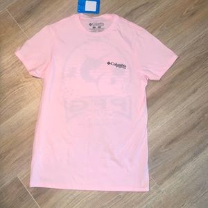 Columbia young men’s tee shirt NWT